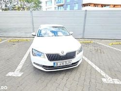 Culoarealb Utilizat 2016 Skoda Superb Ambition Berlinǎ | 14.450 EUR (Puțin scump)