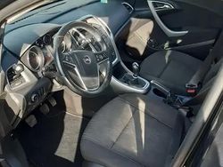 Utilizat 2011 Opel Astra Berlinǎ | 5.200 EUR (Scump)