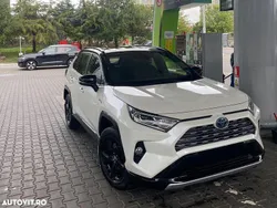 Culoarealb Utilizat 2021 Toyota RAV4 Hybrid SUV | 34.700 EUR (Scump)