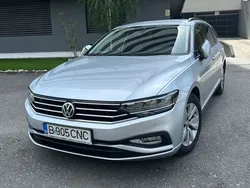 Gri Utilizat 2020 VW Passat Berlinǎ | 14.450 EUR (Super Preț)