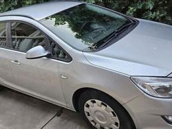 Utilizat 2011 Opel Astra Break | 2.700 EUR (Preț OK)