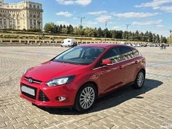 Culoarerosu Utilizat 2012 Ford Focus Titanium Hatchback | 6.950 EUR (Preț OK)