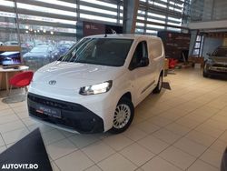Alb Utilizat 2024 Toyota Proace Van | 42.604 EUR