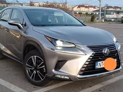 Utilizat 2019 Lexus NX300h SUV | 24.900 EUR