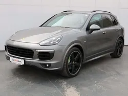 Argintiu metalic perleffect Utilizat 2016 Porsche Cayenne S SUV | 35.900 EUR