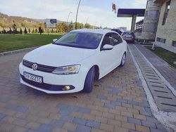Utilizat 2012 VW Jetta Hatchback | 6.000 EUR (Scump)
