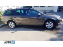 Maro Utilizat 2014 VW Passat Berlinǎ | 8.190 EUR (Preț OK)