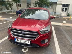Rosu Utilizat 2018 Ford Kuga ST-Line SUV | 17.000 EUR (Preț OK)