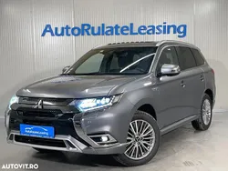 Culoaregri Utilizat 2020 Mitsubishi Outlander P-HEV Top SUV | 22.290 EUR