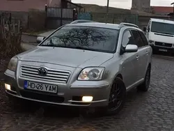Utilizat 2004 Toyota Avensis Hatchback | 2.100 EUR