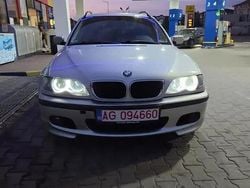 Gri Utilizat 2003 BMW 320 Break | 1.750 EUR (Puțin scump)