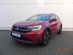 Rosu mediu normal Utilizat 2023 VW Taigo Style SUV | 22.900 EUR