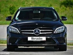 Culoarenegru Utilizat 2019 Mercedes C300 Avantgarde Break | 16.350 EUR (Super Preț)