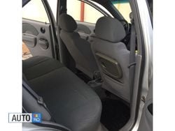 Gri Utilizat 2004 Chevrolet Kalos Berlinǎ | 1.500 EUR
