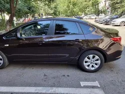 Culoaremaro Utilizat 2017 Opel Astra Enjoy Berlinǎ | 8.750 EUR (Preț OK)