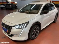 Culoarealb Utilizat 2022 Peugeot 208 GT Hatchback | 13.990 EUR (Super Preț)