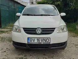 Alb Utilizat 2008 VW Fox Hatchback | 1.750 EUR