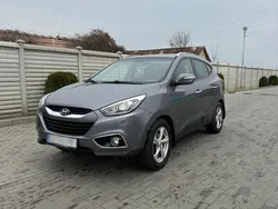 Gri Utilizat 2015 Hyundai ix35 SUV | 10.600 EUR (Preț bun)