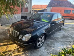 Utilizat 2006 Mercedes E220 Berlinǎ | 1.400 EUR