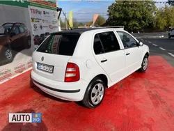 Alb Utilizat 2004 Skoda Fabia Tour Hatchback | 1.999 EUR (Puțin scump)