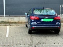 Culoarealbastru Utilizat 2015 Ford Focus Berlinǎ | 4.800 EUR (Super Preț)