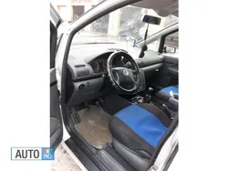 Argintiu Utilizat 2002 VW Sharan Monovolum | 3.900 EUR
