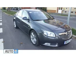 Negru metalizat Utilizat 2012 Opel Insignia Berlinǎ | 7.650 EUR (Puțin scump)