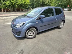 Gri Utilizat 2011 Renault Twingo Hatchback | 3.700 EUR