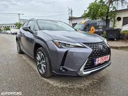 Gri Utilizat 2021 Lexus UX 300e Executive Line SUV | 26.200 EUR