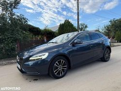 Albastru Utilizat 2017 Volvo V40 Inscription Break | 8.990 EUR (Preț OK)