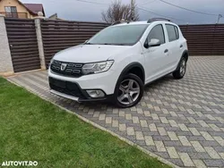 Alb Utilizat 2020 Dacia Sandero Stepway Hatchback | 7.700 EUR (Preț OK)