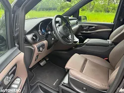 Alte culori Utilizat 2023 Mercedes V300 Exclusive Monovolum | 87.999 EUR (Preț bun)