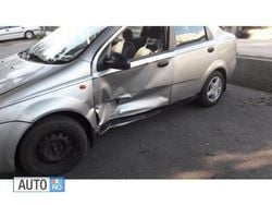 Gri Utilizat 2005 Chevrolet Kalos Hatchback | 1.000 EUR