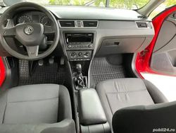 Utilizat 2015 Skoda Rapid Berlinǎ | 6.000 EUR (Puțin scump)