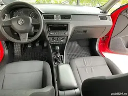 Utilizat 2015 Skoda Rapid Berlinǎ | 6.000 EUR