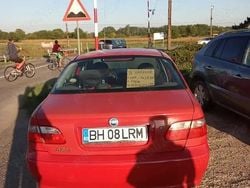 Rosu Utilizat 2007 Fiat Albea Berlinǎ | 1.300 EUR (Preț bun)