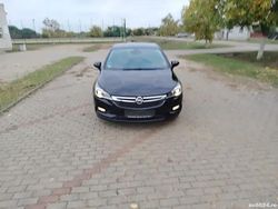 Negru Utilizat 2017 Opel Astra Elegance Hatchback | 6.799 EUR (Preț OK)