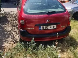 Utilizat 2005 Citroën Xsara Picasso Monovolum | 1.100 EUR
