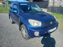 Albastru Utilizat 2002 Toyota RAV4 SUV | 3.300 EUR (Preț bun)