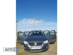 Gri Utilizat 2010 VW Passat Berlinǎ | 5.300 EUR