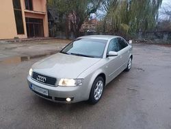Argintiu Utilizat 2004 Audi A4 Berlinǎ | 2.350 EUR (Puțin scump)