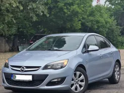 Argint Utilizat 2017 Opel Astra Enjoy Berlinǎ | 7.950 EUR (Preț OK)