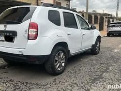 Alb Utilizat 2015 Dacia Duster SUV | 6.350 EUR (Super Preț)