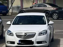 Culoarealb Utilizat 2009 Opel Insignia Berlinǎ | 4.500 EUR (Puțin scump)