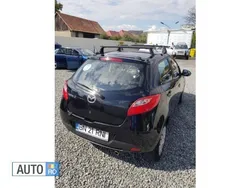 Negru Utilizat 2008 Mazda 2 Hatchback | 2.800 EUR