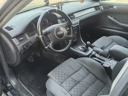 Utilizat 2002 Audi A6 Break | 2.000 EUR