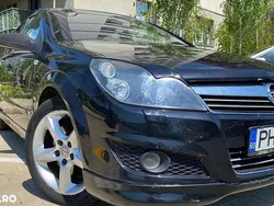 Culoarenegru Utilizat 2008 Opel Astra Cosmo Hatchback | 1.900 EUR (Preț bun)