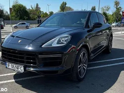 Culoarenegru Utilizat 2018 Porsche Cayenne Turbo S SUV | 60.000 EUR