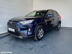Albastru inchis metalic Utilizat 2022 Toyota RAV4 Comfort SUV | 26.950 EUR (Preț OK)
