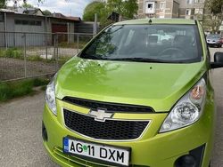Verde Utilizat 2011 Chevrolet Spark Hatchback | 2.200 EUR